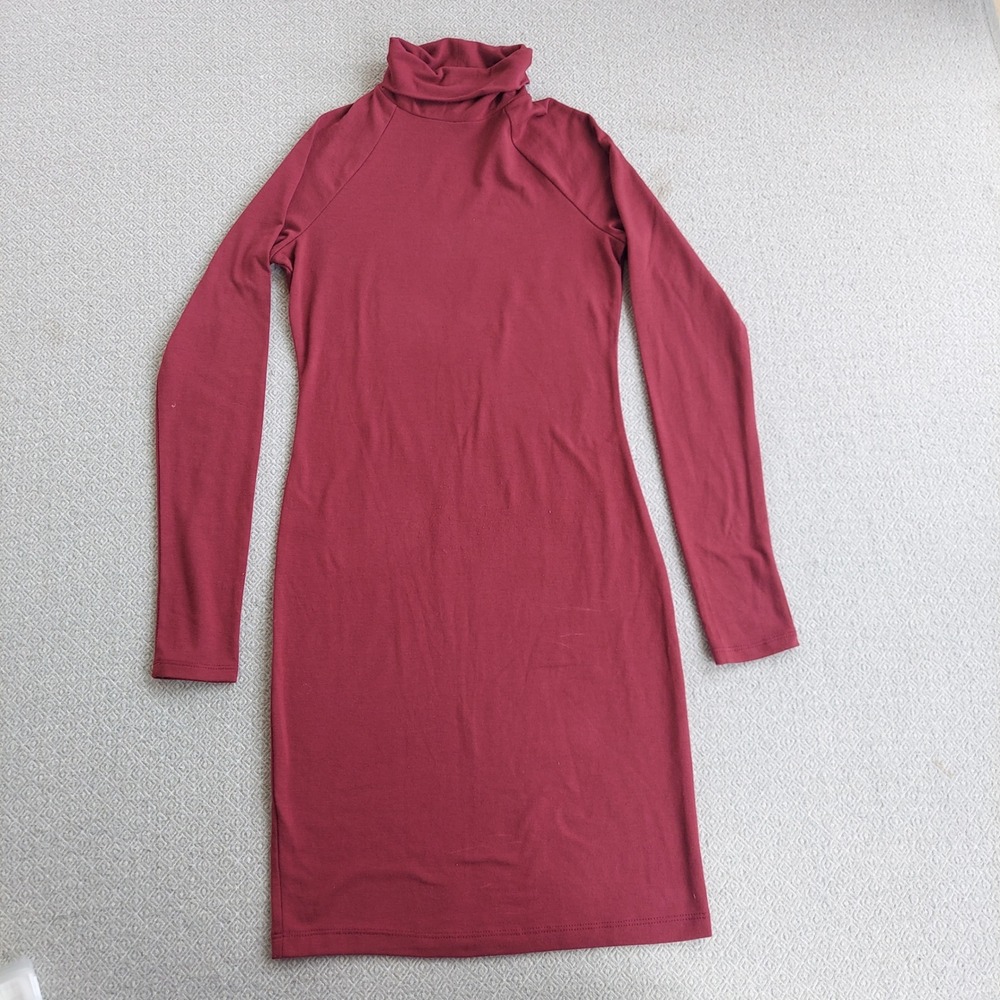 Forever 21 Dress‎ Women Small Burgundy Turtleneck Bodycon Long Sleeve Mini Knit